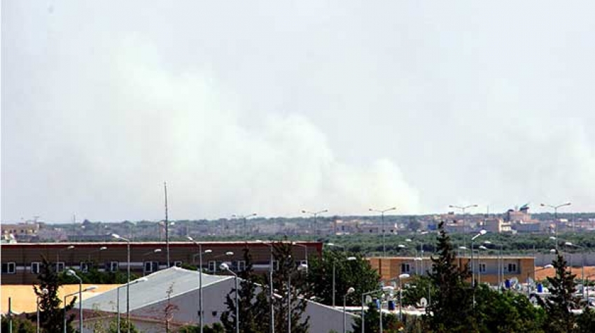 TSK, terör örgütü YPG mevzilerini vuruyor