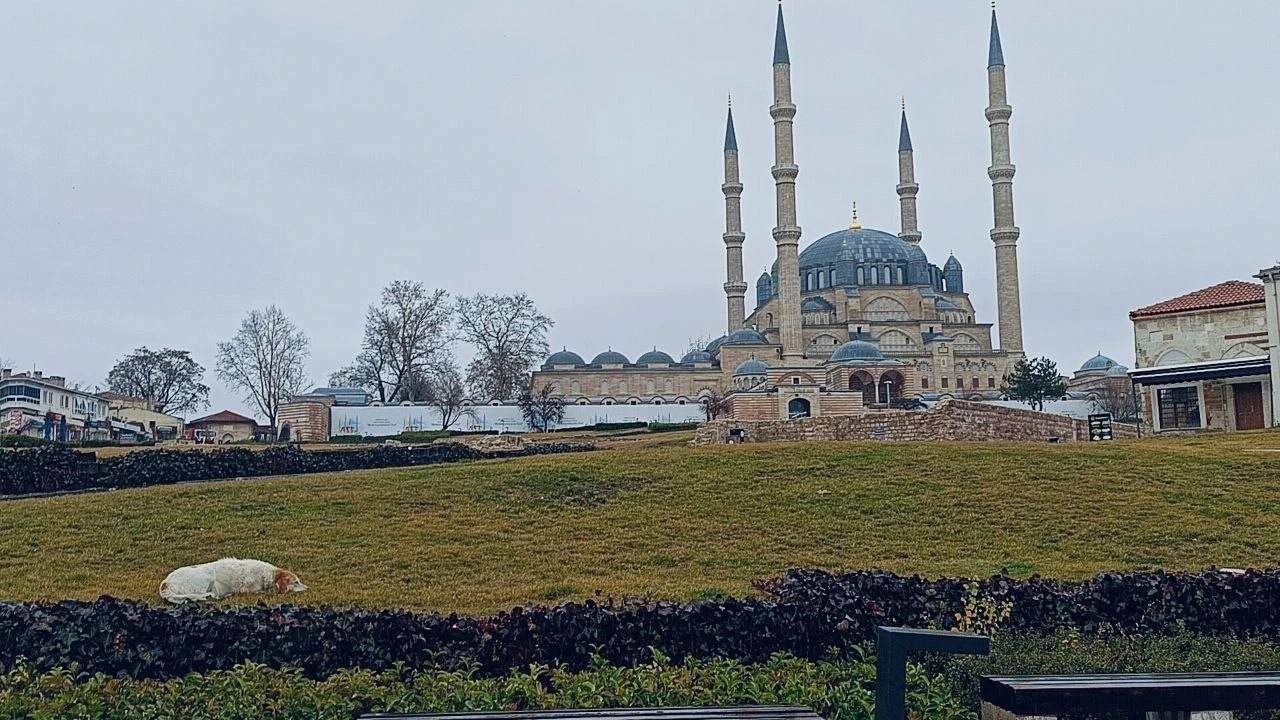 Soğuk ve yağışlı hava yurda giriş yaptı
