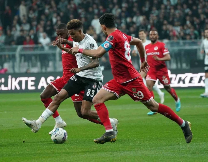 Spor Toto Süper Lig: Beşiktaş: 0 - Antalyaspor: 0 (Maç sonucu)
