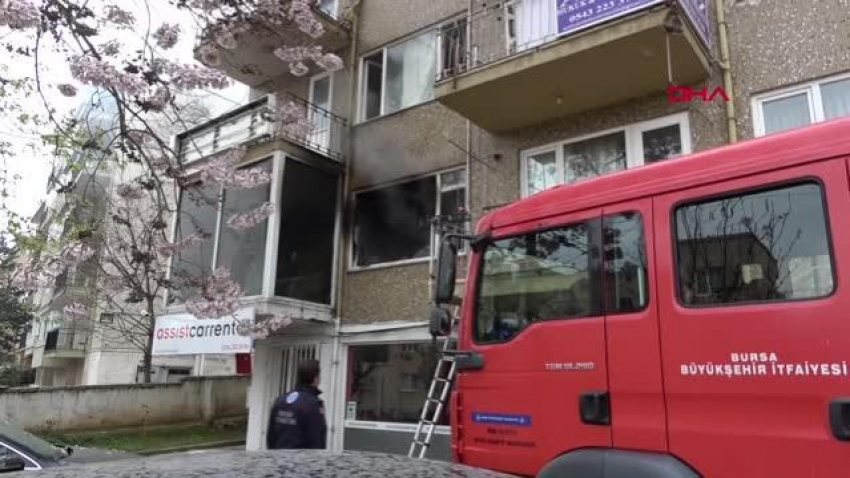 Bursa'da sevgilisinin kaldığı evi ateşe verdi