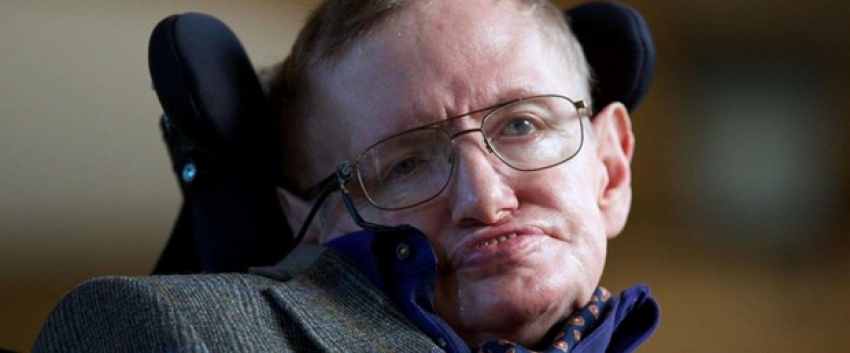 Stephen Hawking uzaya gidiyor