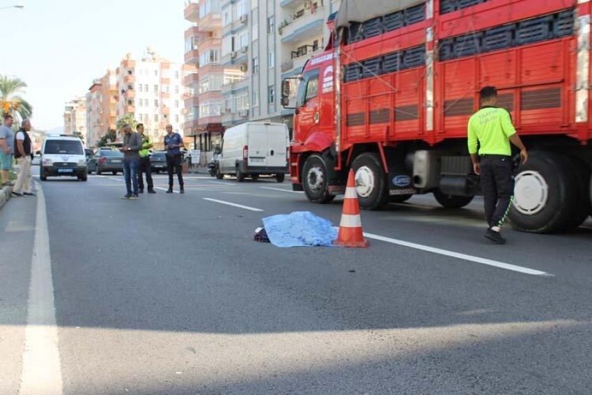 Feci şekilde can verdi!  