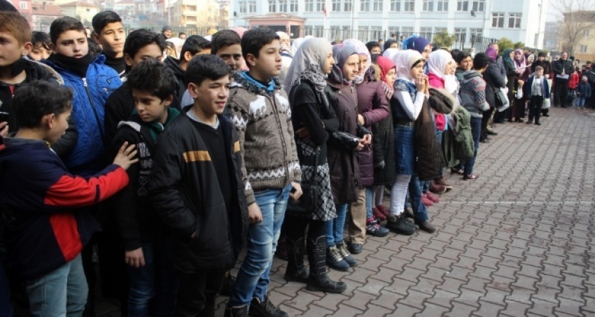 Bakan Yılmaz, Suriyeli öğrenci sayısını açıkladı