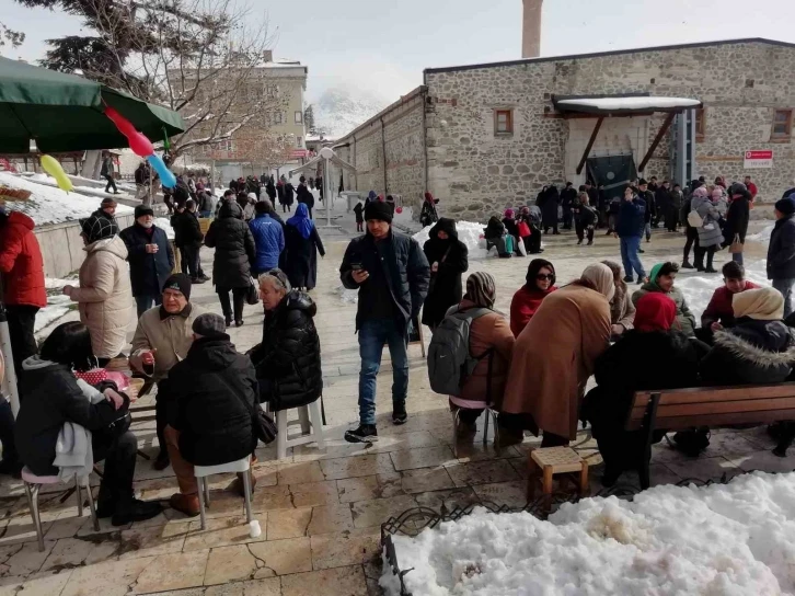 Sucuk festivali çevre esnafının işini arttırdı
