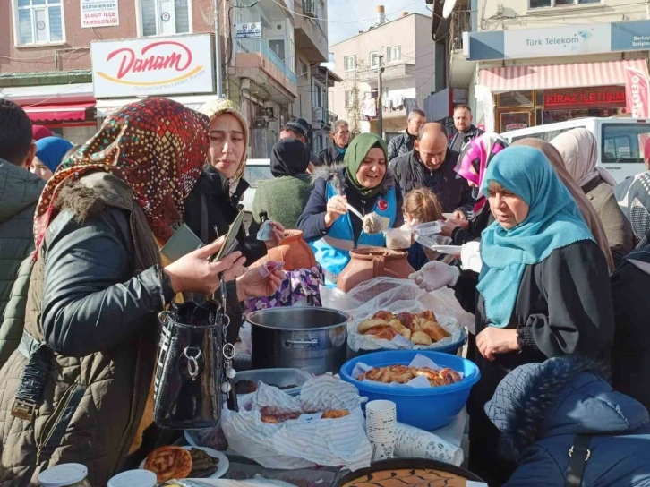 Şuhut’da Filistin için hayır çarşısı kuruldu
