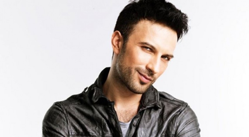 Tarkan'ın eşi evden çıkmıyor