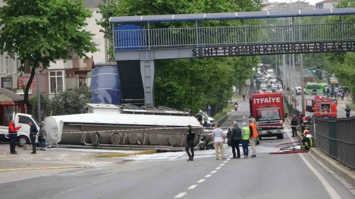 Tanker kazasında yola dökülen benzin sebebiyle kapanan D130 Karayolu 11 saat sonra açıldı
