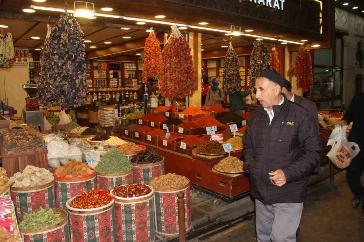 Tarihi Kapalı Çarşıda Ramazan bereketi
