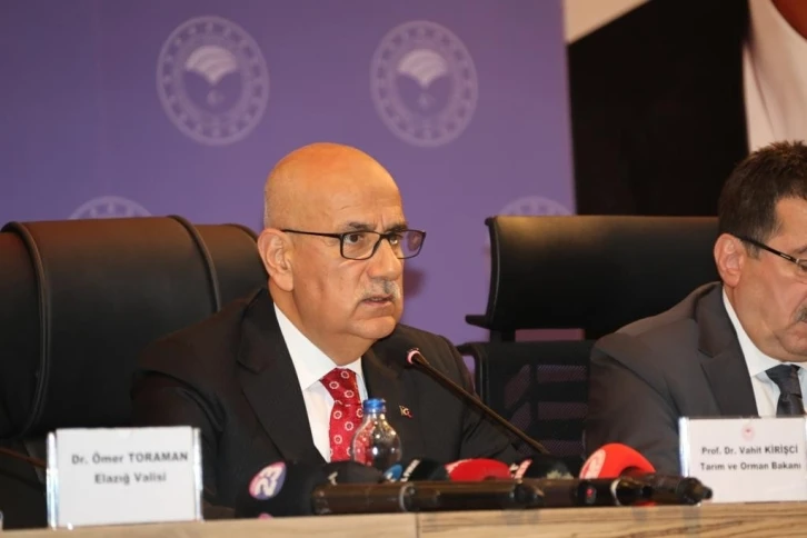 Tarım ve Orman Bakanı Kirişci: “Cumhurbaşkanımızın adeta ağzına bakan ve bu kişi ne diyecek diye bekleyen bir dünya var”
