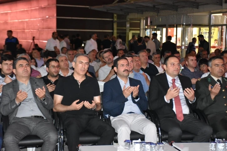 Tatvan’da 15 Temmuz Demokrasi ve Milli Birlik Günü programı düzenlendi
