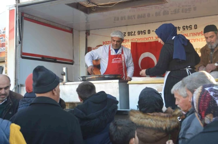 Tavşanlı’da lokma ikramı
