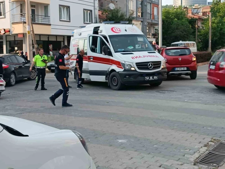 Tavşanlı’da trafik kazası 1’i çocuk 5 yaralı
