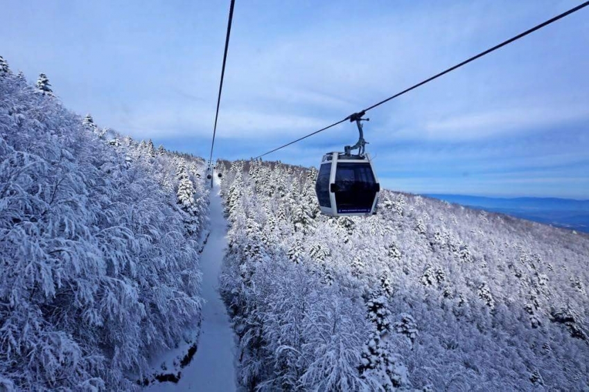 Teleferiğe şiddetli rüzgar engeli!