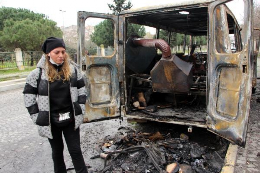 Kredi çekerek aldığı ekmek teknesi kundaklandı