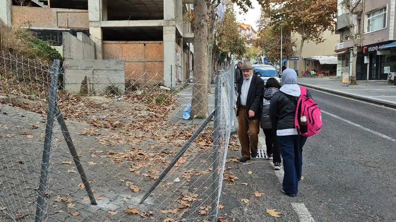 Bir alan daha tel örgüyle kapatıldı