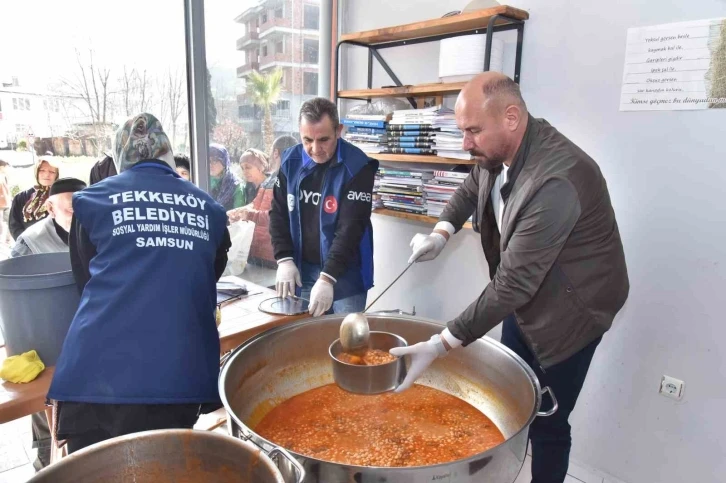 Tekkeköy’den Ramazan sofralarına sıcak yemek
