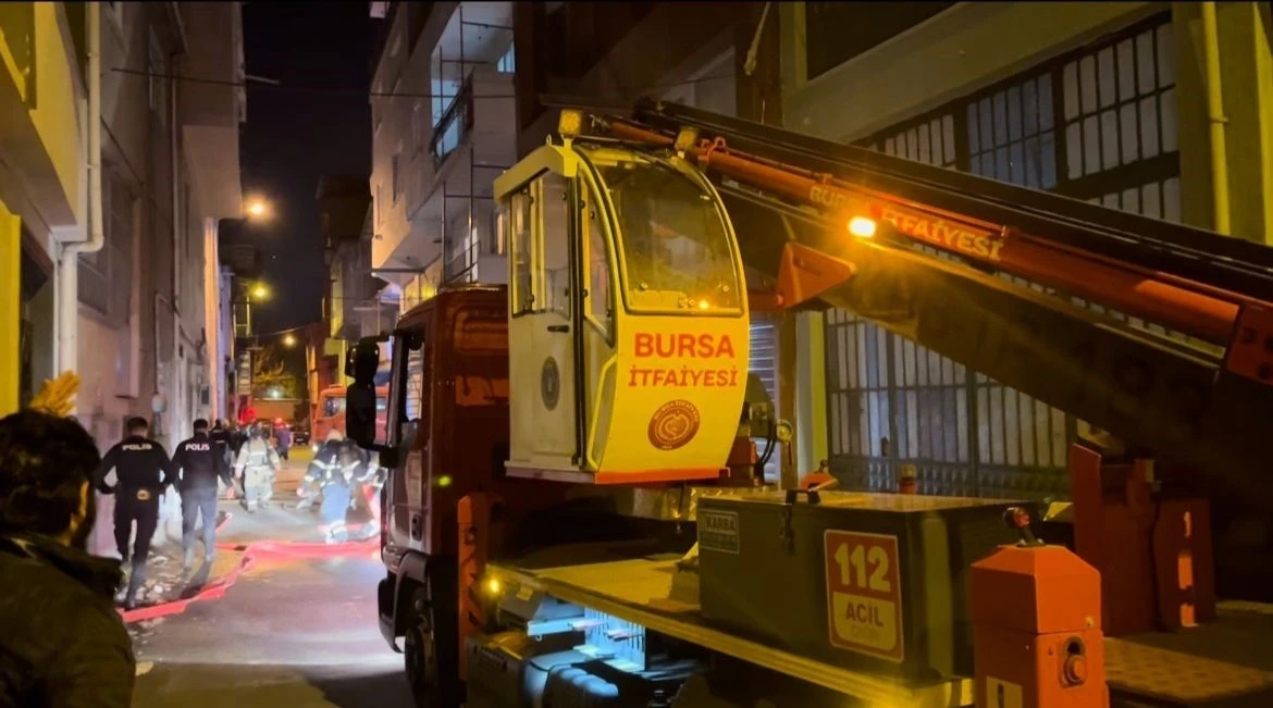 Bursa’da iş yerinde yangın