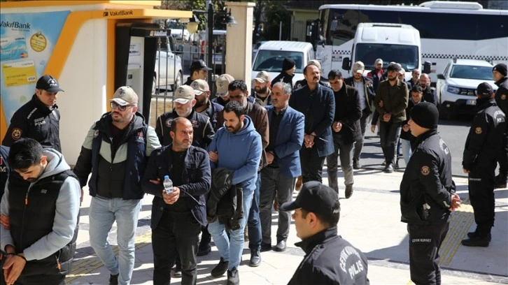 Terör örgütüne katılım için HDP Suruç ilçe binasında 