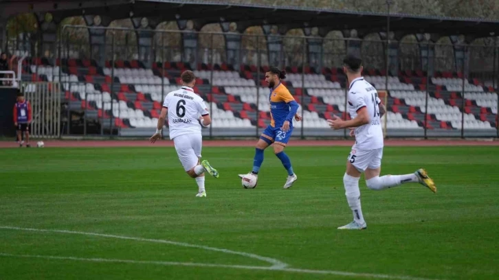 TFF 2. Lig: GMG Kastamonuspor 3 - İskenderunspor: 4
