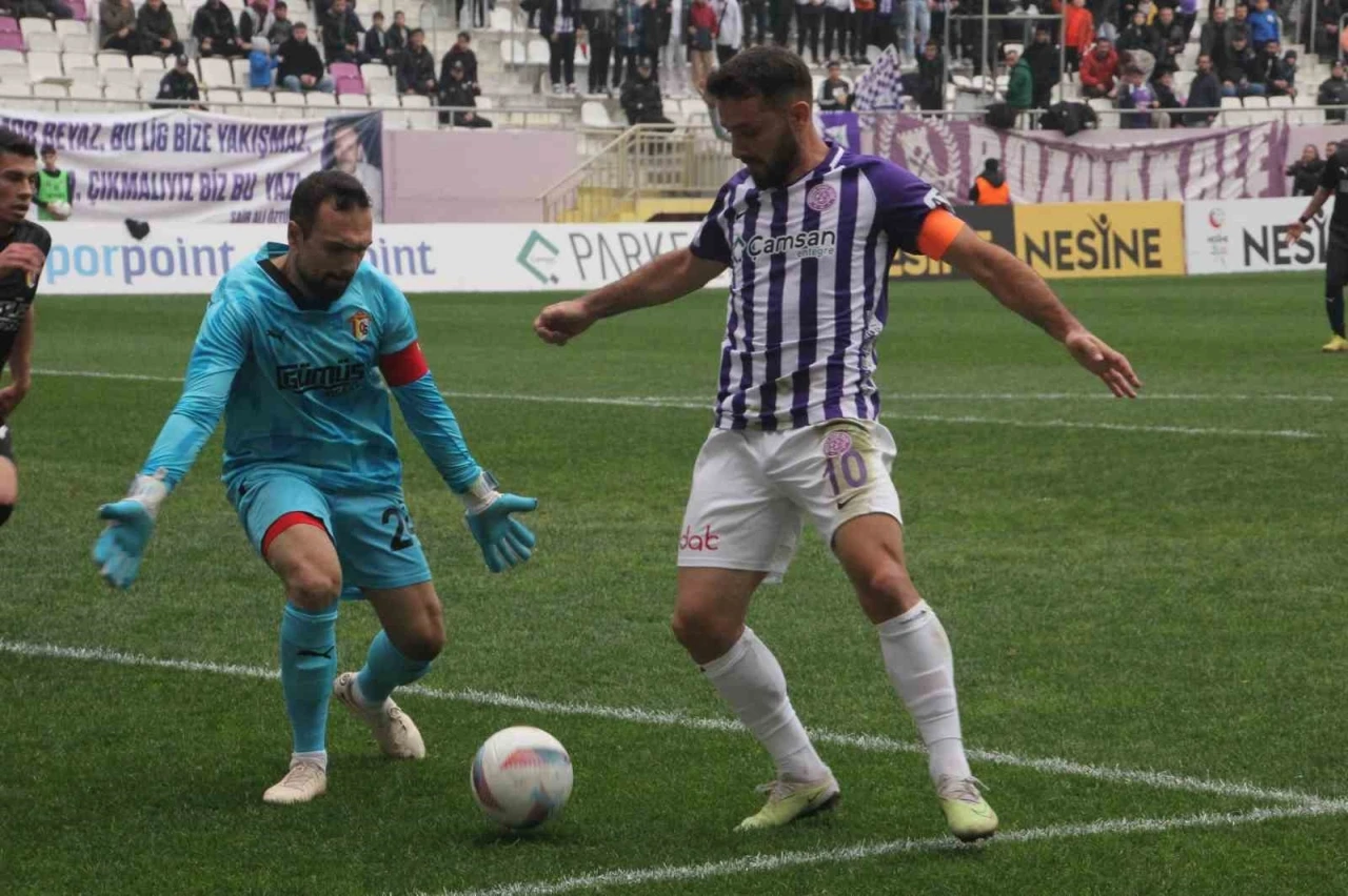 TFF 3. Lig: 52 Orduspor: 1 - Çorluspor 1947: 1
