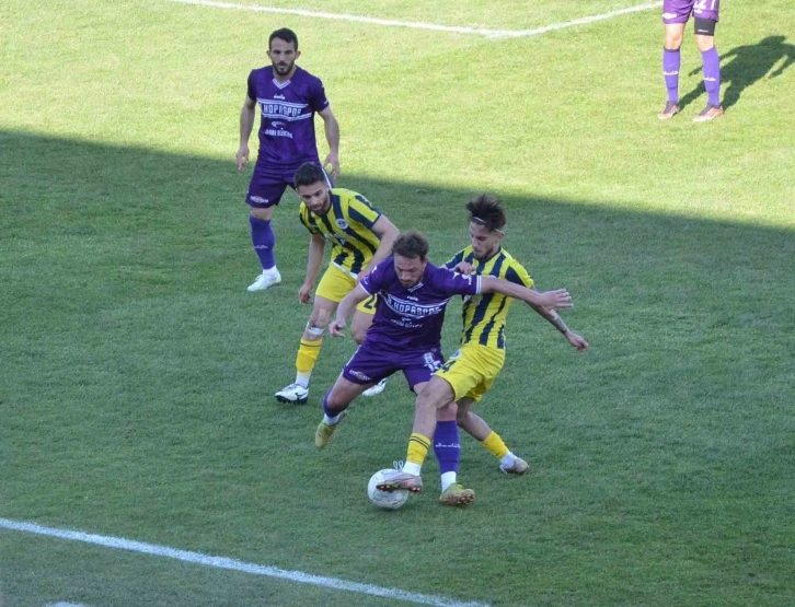 TFF 3. Lig: Fatsa Belediyespor: 0 - Artvin Hopaspor : 1
