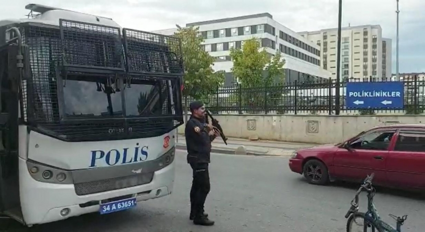 MHP ilçe başkanı başından vuruldu