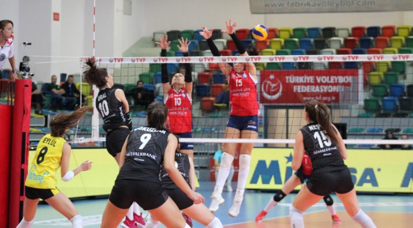 Nilüfer Belediyespor- Halkbank: 3-0