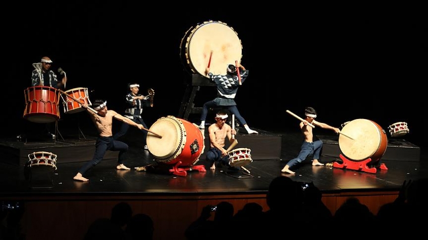 Japon davul grubu 'Ondekoza' İstanbul'da sahne aldı