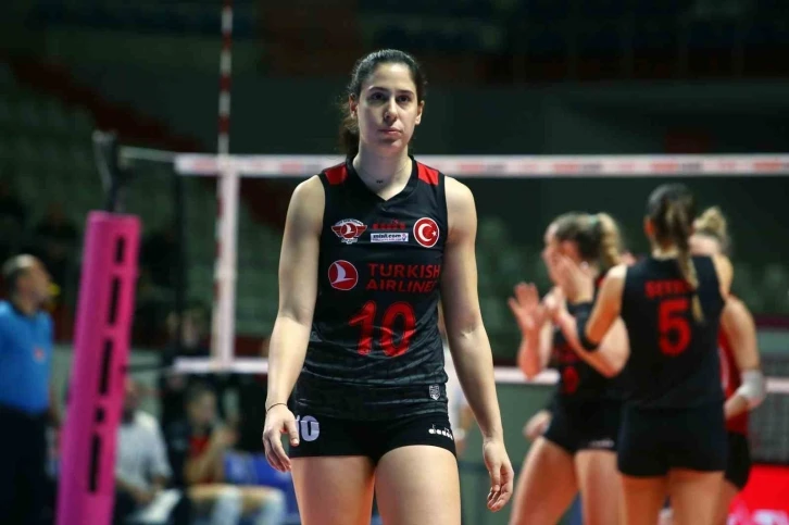 THY Kadın Voleybol Takımı, Çağla Çiçekoğlu’nu kadrosuna kattı
