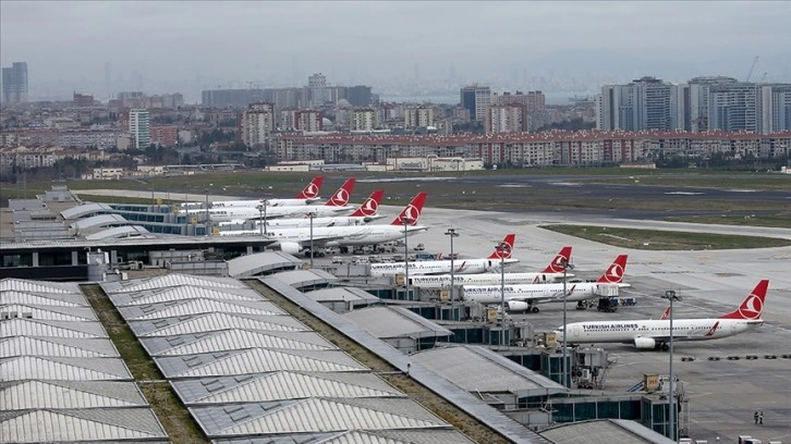 THY'nin seferden çektiği iki Boeing 737 MAX 9 uçağı inceleme için İran'dan ayrıldı