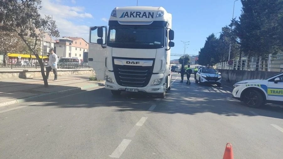 Gemlik'te geçen hafta tırın çarptığı genç hayatını kaybetti