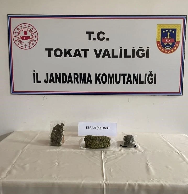 Tokat’ta 320 gram esrar ele geçirildi
