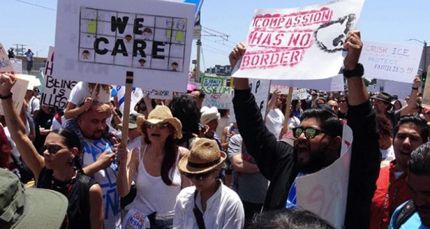 Los Angeles’ta Trump karşıtı gösteri