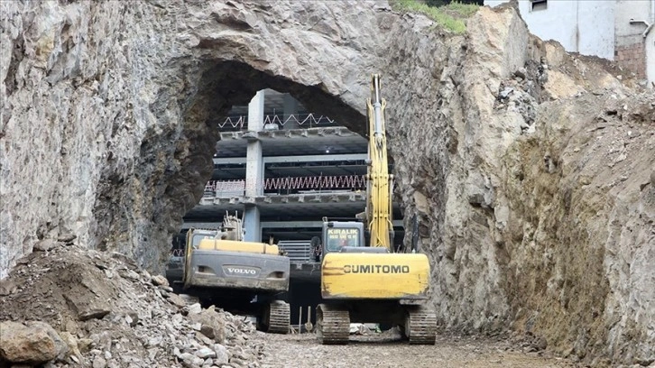 Trabzon Meydan 3. Etap ve Katlı Otopark Projesi tünelle Karadeniz Sahil Yolu'na bağlanıyor