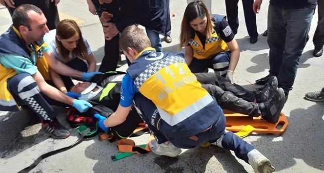 Trafik kazalarında ilk yardım, sertifikası olan kişiler tarafından yapılmalı
