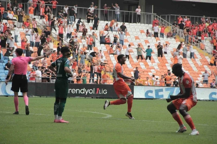 Trendyol 1.Lig: Adanaspor: 4 - Giresunspor: 2 (Maç sonucu)
