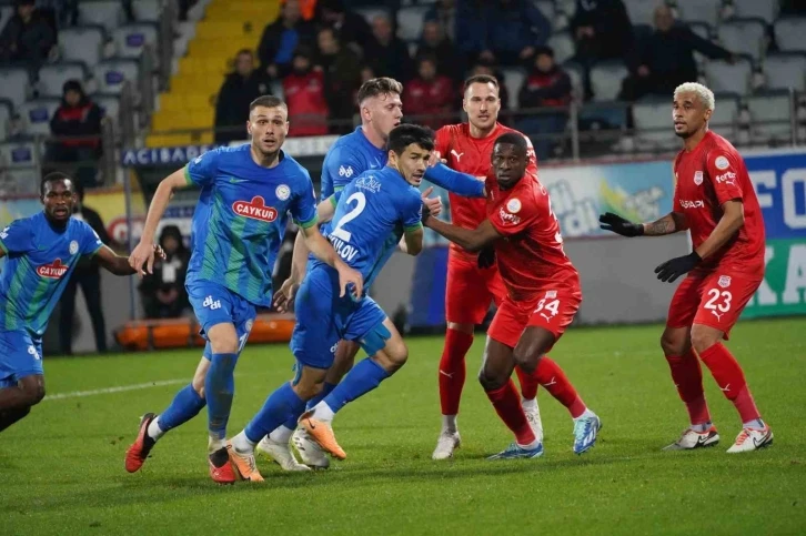 Trendyol Süper Lig: Çaykur Rizespor: 5 - Pendikspor: 1 (Maç sonucu)
