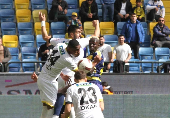 Trendyol Süper Lig: MKE Ankaragücü: 0 İstanbulspor: 1 (İlk yarı)
