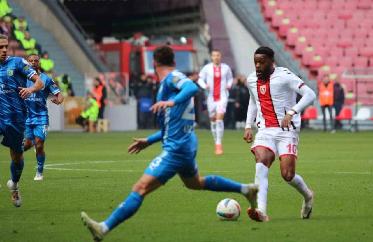 Trendyol Süper Lig: Samsunspor: 1 - Bodrum FK: 0 (İlk yarı)
