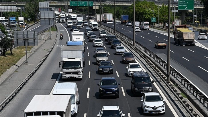 TŞOF Başkanı Apaydın'dan bayram tatili trafiği uyarısı