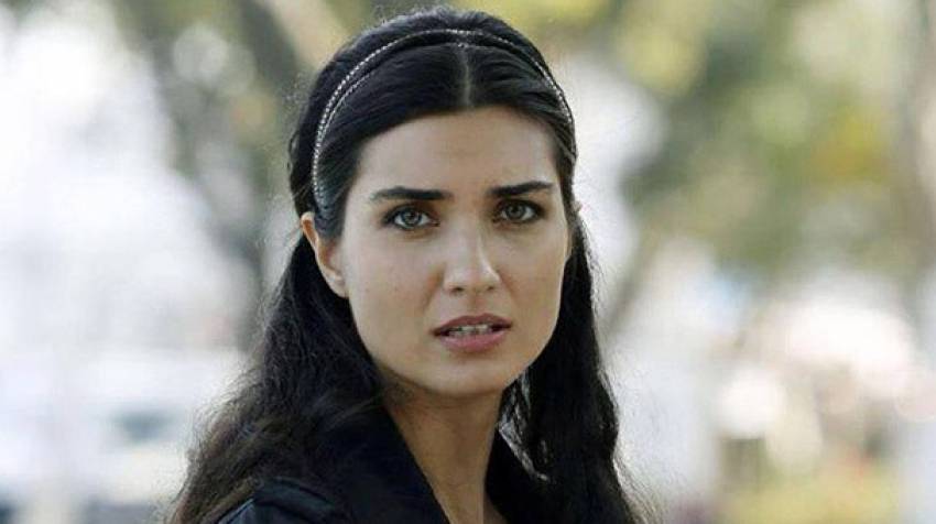 Tuba Büyüküstün geri dönüyor