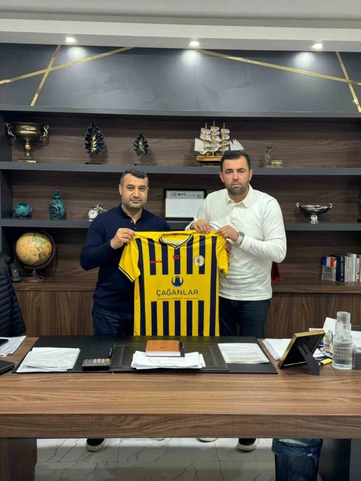 Turgutreisspor ana sponsoruyla imzaları attı
