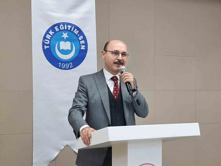 Türk Eğitim-Sen Genel Başkanı Geylan: "Gerekiyorsa kariyer takvimi güncellenmelidir"
