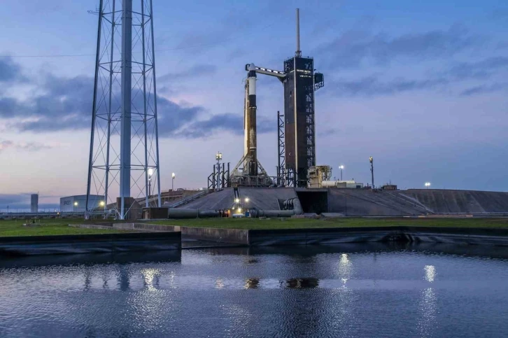 Türkiye’nin ilk astronotu Alper Gezeravcı’nın uzay yolculuğu yarına ertelendi
