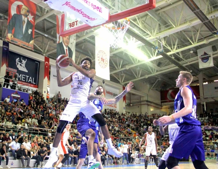 Türkiye Sigorta Basketbol Süper Ligi: Çağdaş Bodrumspor: 83 - Onvo Büyükçekmece: 79
