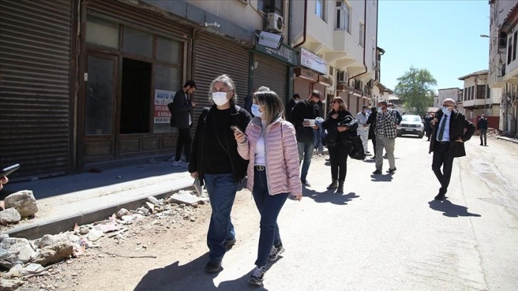 Türkiye Ulusal Risk Kalkanı Modeli'ndeki çalışma grupları Hatay'da teknik incelemelere baş