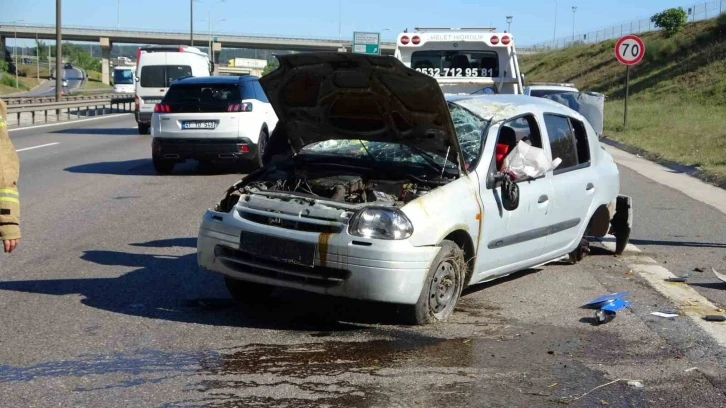 Tuzla’da bayram tatili dönüşü kaza: 3 yaralı
