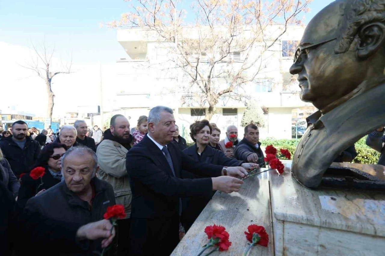 Uğur Mumcu Güzelbahçe’de anıldı
