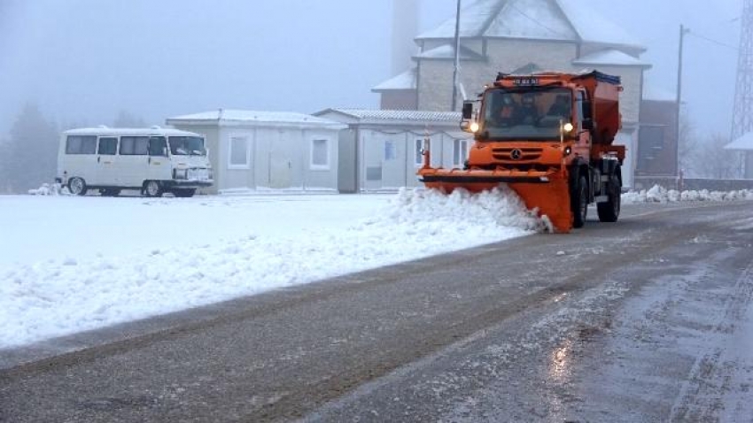 Uludağ beyaza büründü