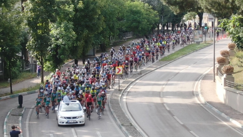 Pedallar Uludağ için döndü